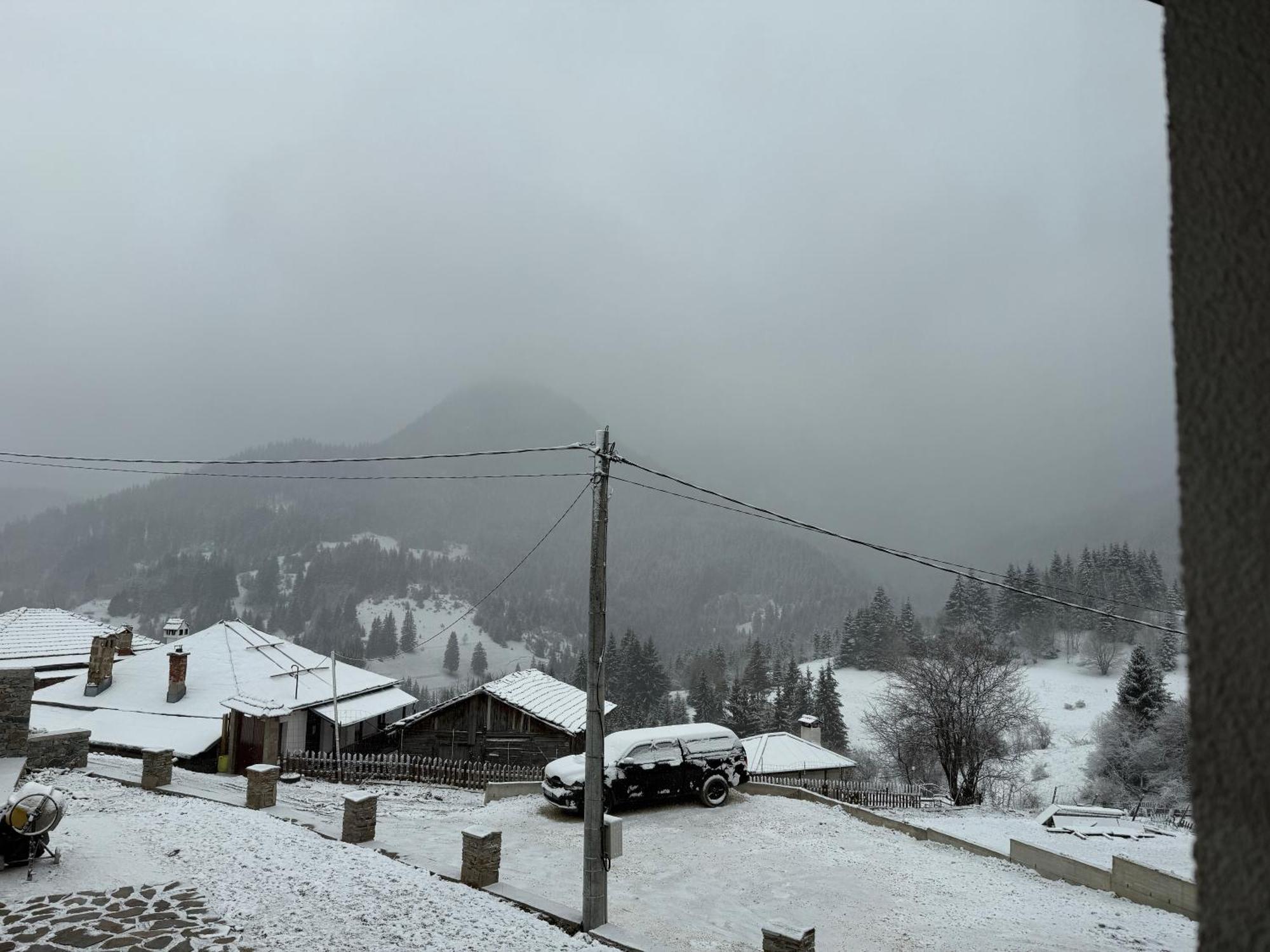 Къща За Гости Меча Стъпка Gela Exterior photo